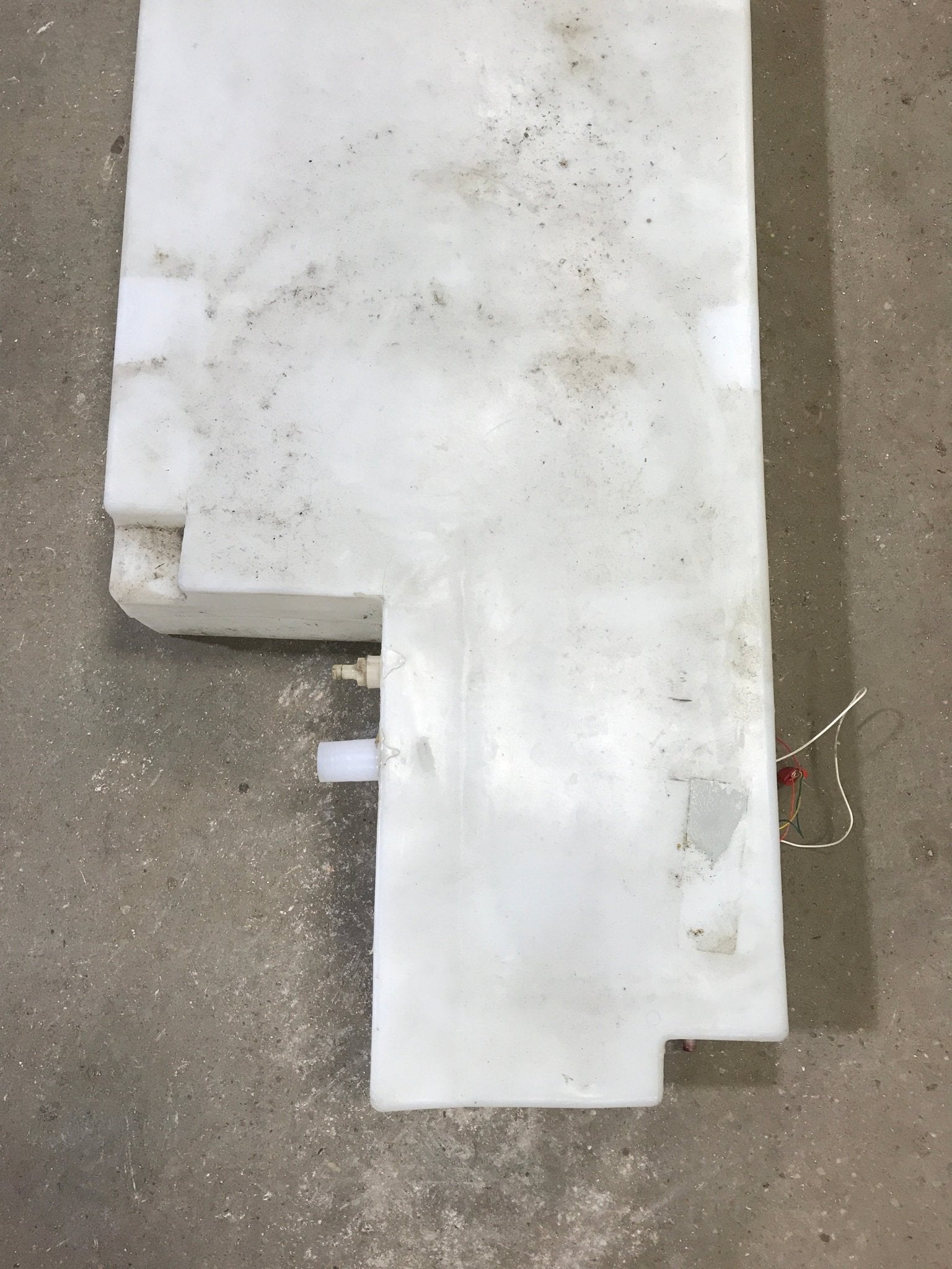 Used Fresh Water Tank 9