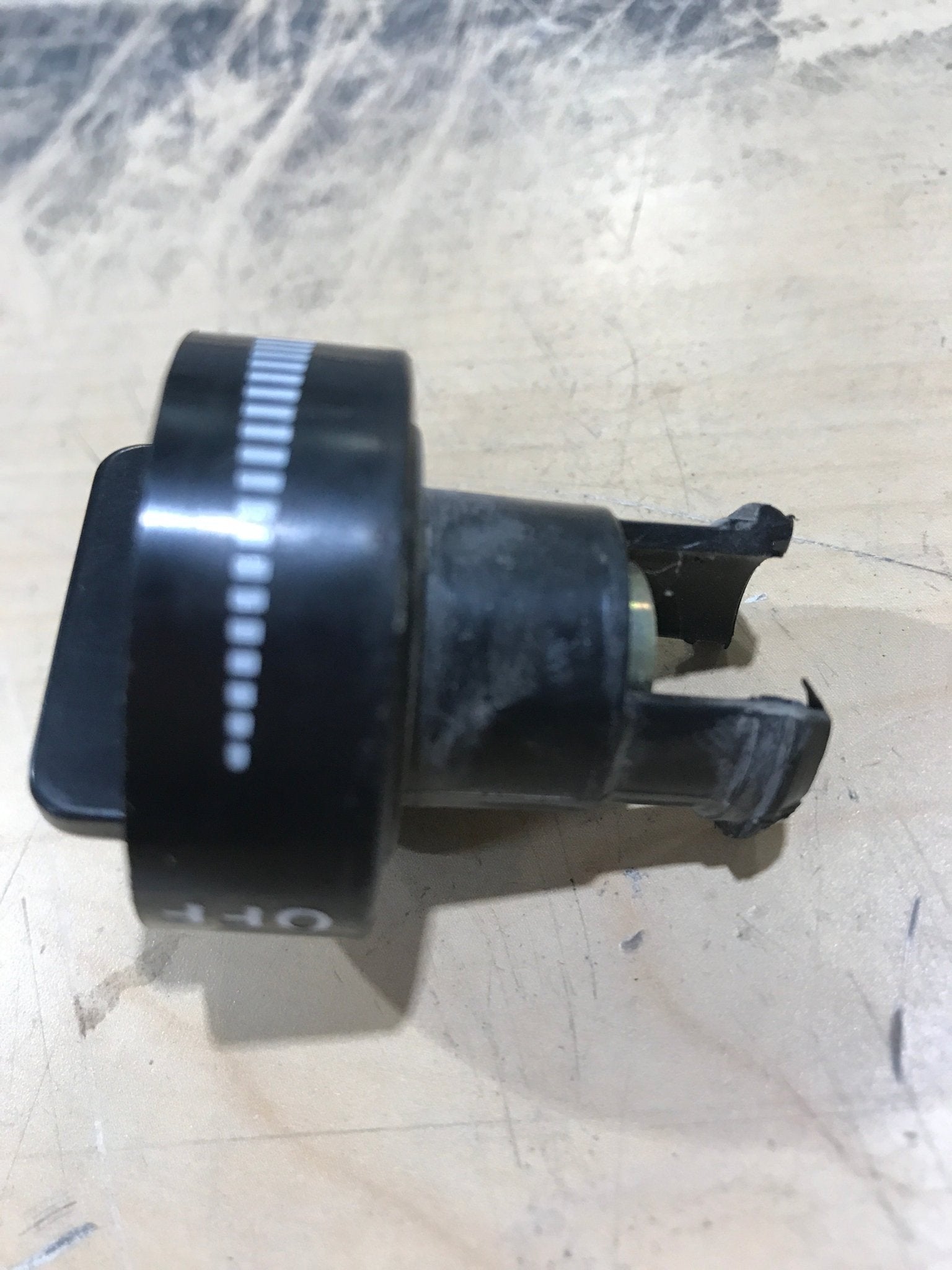 Used Fridge Thermostat Control Knob Dometic 2007480102 - Young Farts RV Parts