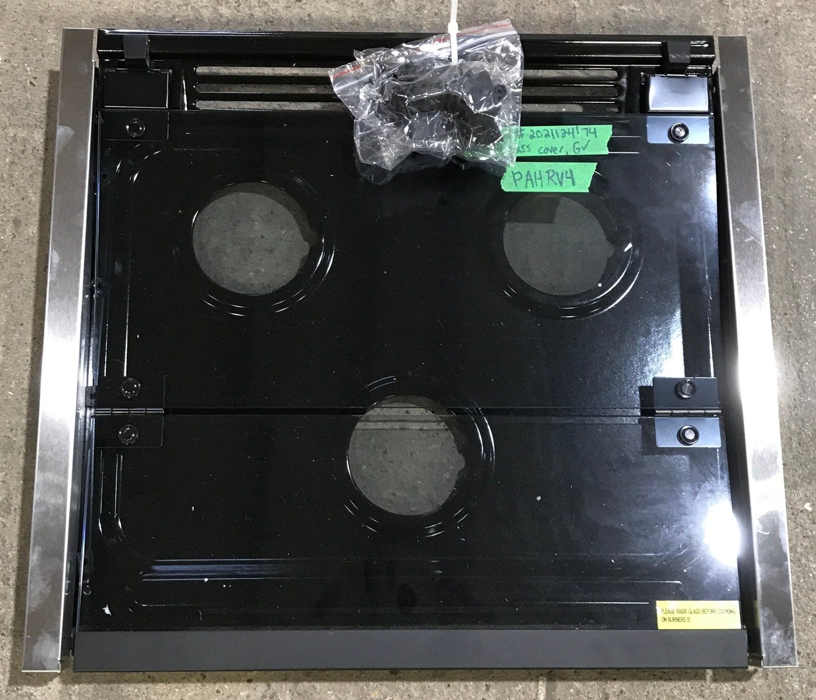 Used Furrion 3 - burner Main Top With Glass Bi Fold Cover - 2021124174 - Young Farts RV Parts