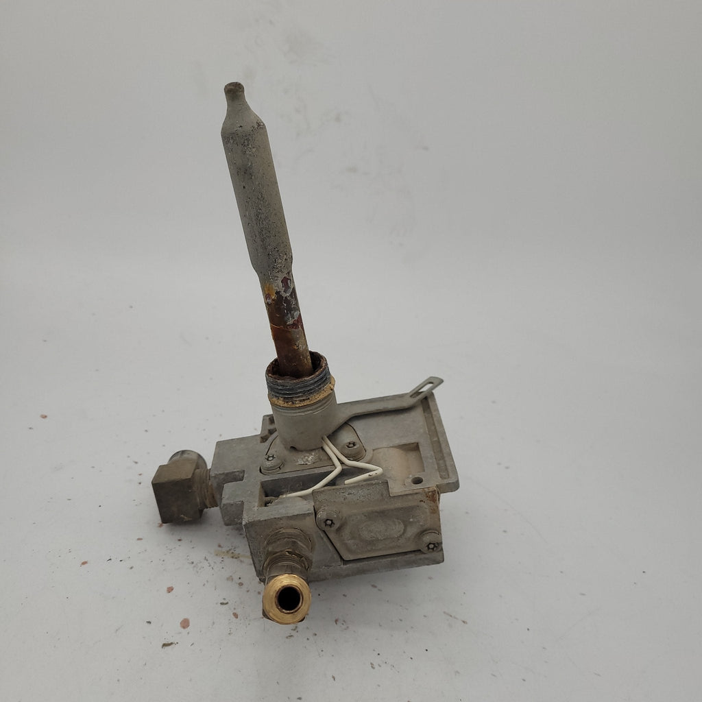 Used Gas Valve Atwood No. MPD - 91043 (White - Rodgers Model No. 37C14U - 5) - Young Farts RV Parts