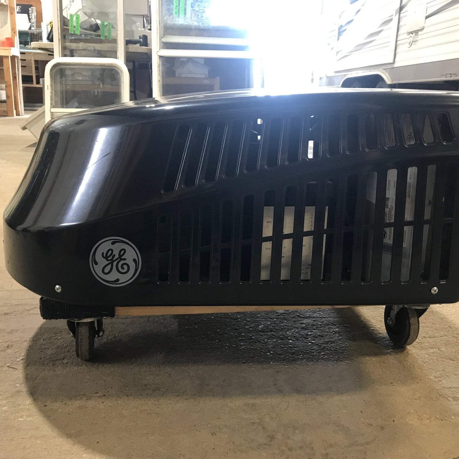Used G&E Air Conditioner Head Unit, 13500 BTU, Cool Only - ARC13AACBL2 - Young Farts RV Parts