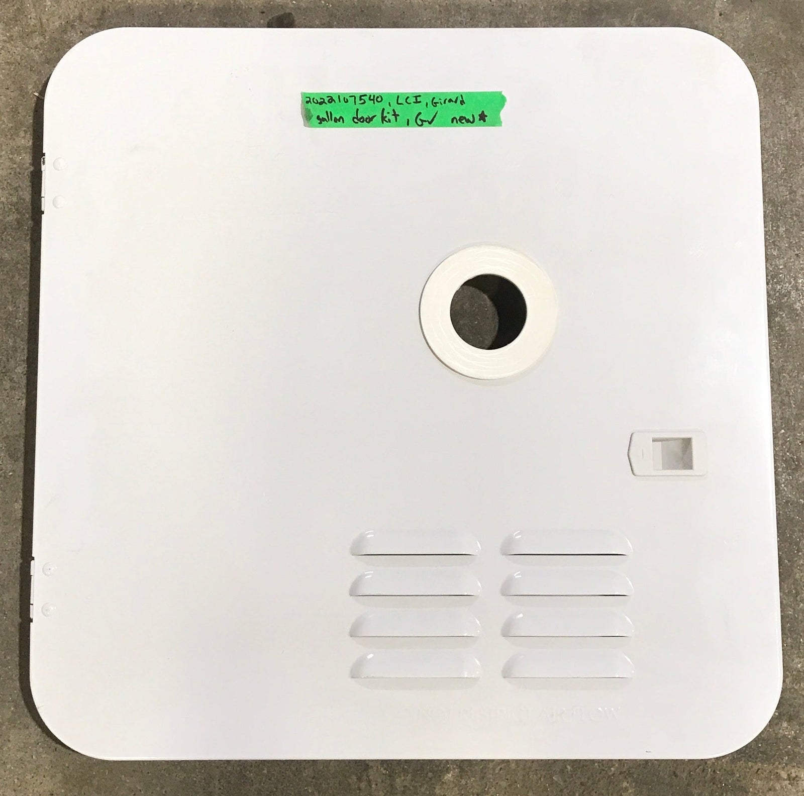 Used Girard 10 Gallon Water Heater Door Kit, White - 2GWHDAS10 - Young Farts RV Parts