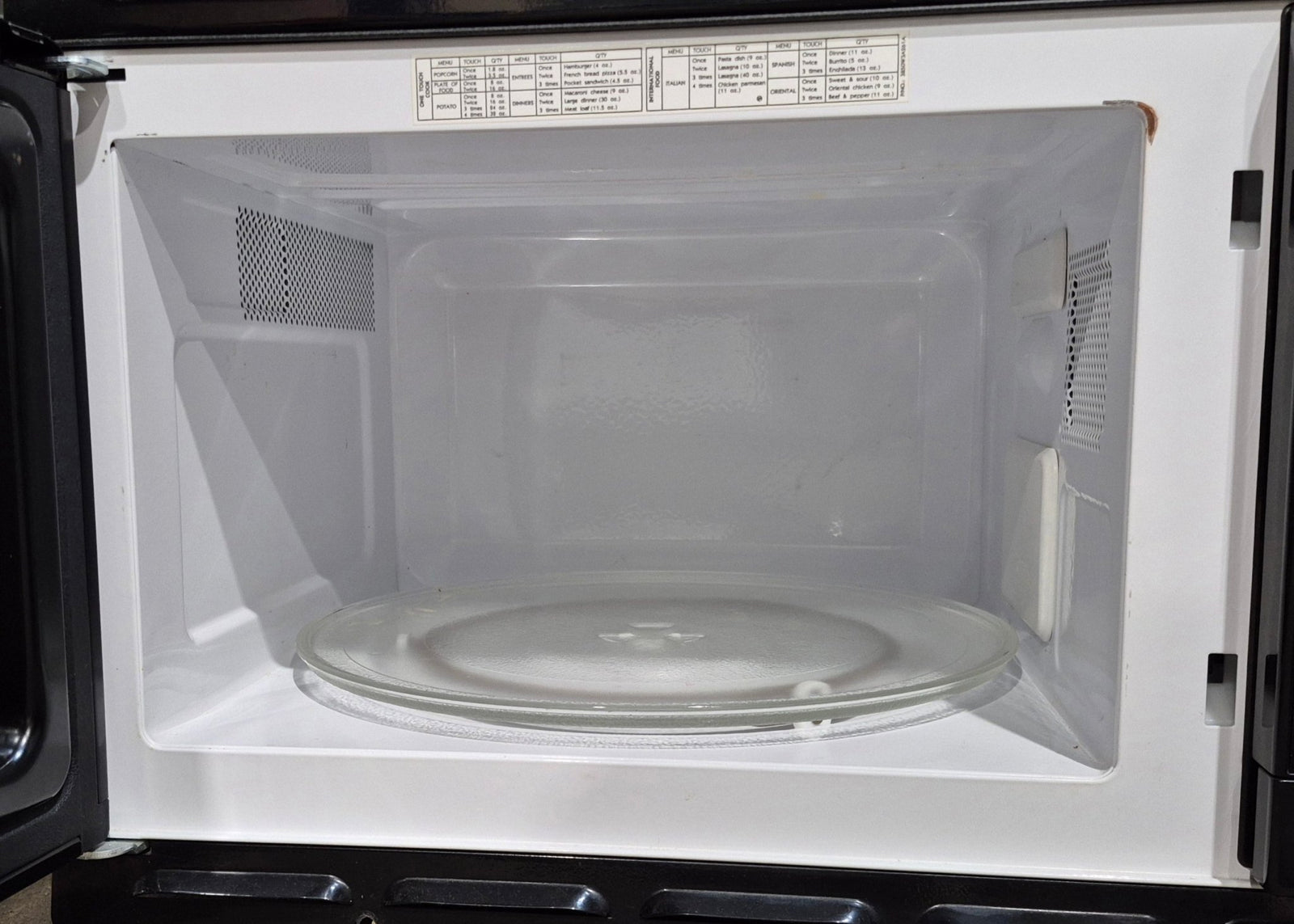 Used GoldStar RV Microwave 20 1/8