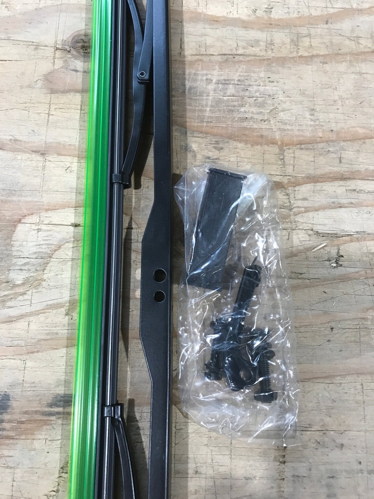 Used Heavy Duty Wiper Blade 32" - Young Farts RV Parts