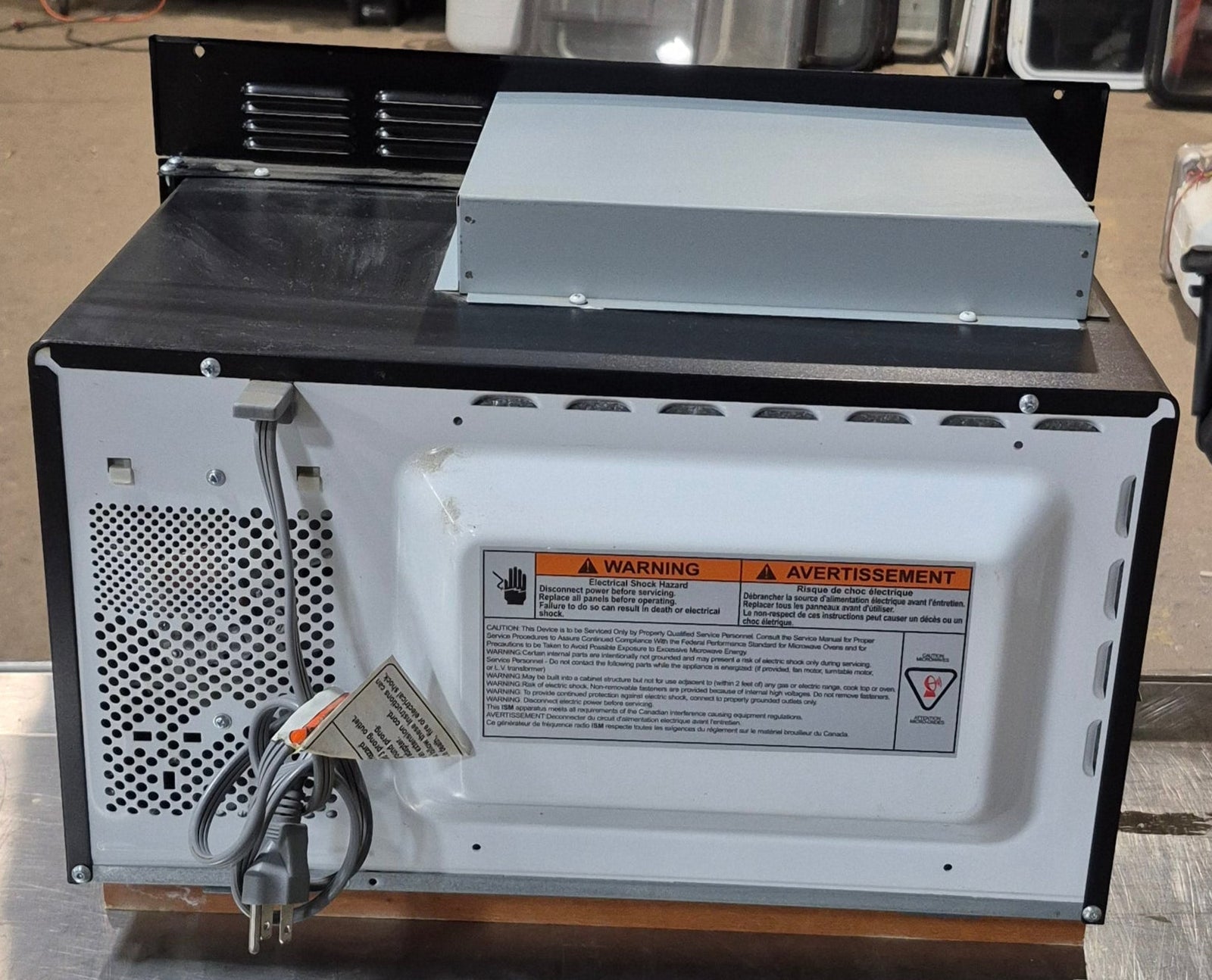 Used High Pointe RV Microwave 19 1/8