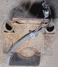 Load image into Gallery viewer, Used HWH Hydraulic levelling Jack Leg RAP7164 - AP7001 - Young Farts RV Parts