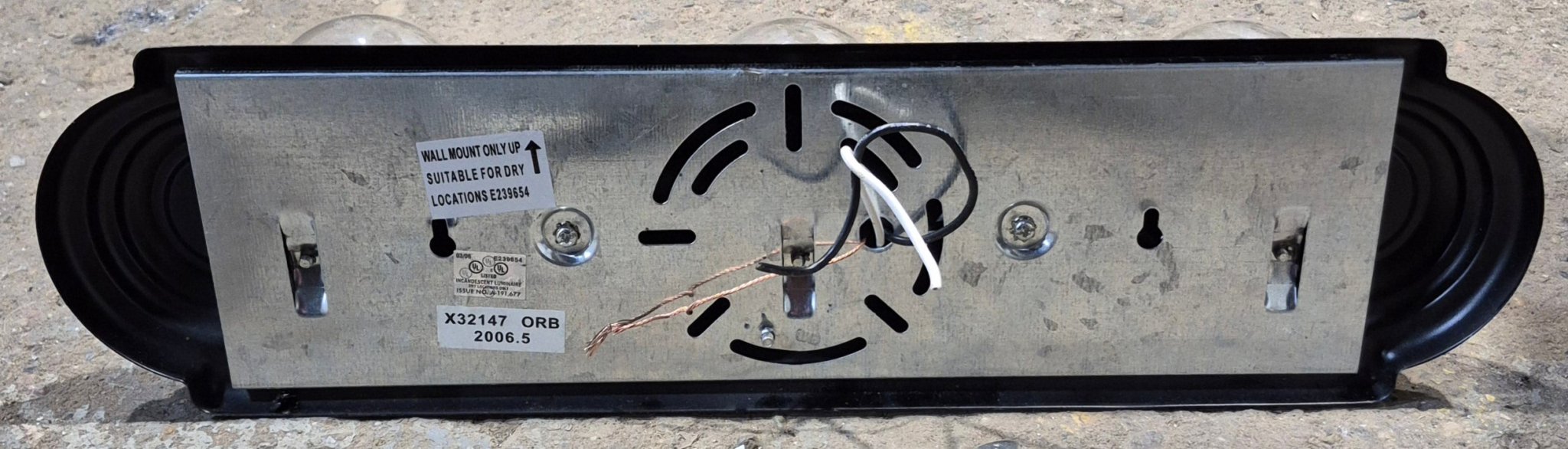 Used Interior Vanity Light Fixture - Young Farts RV Parts