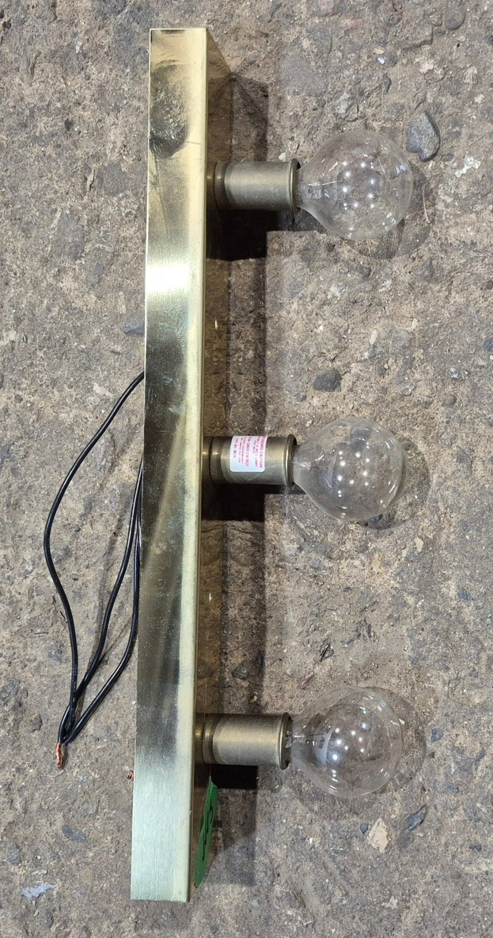 Used Interior Vanity Light Fixture E110265 | Cat. No. 523 - Young Farts RV Parts