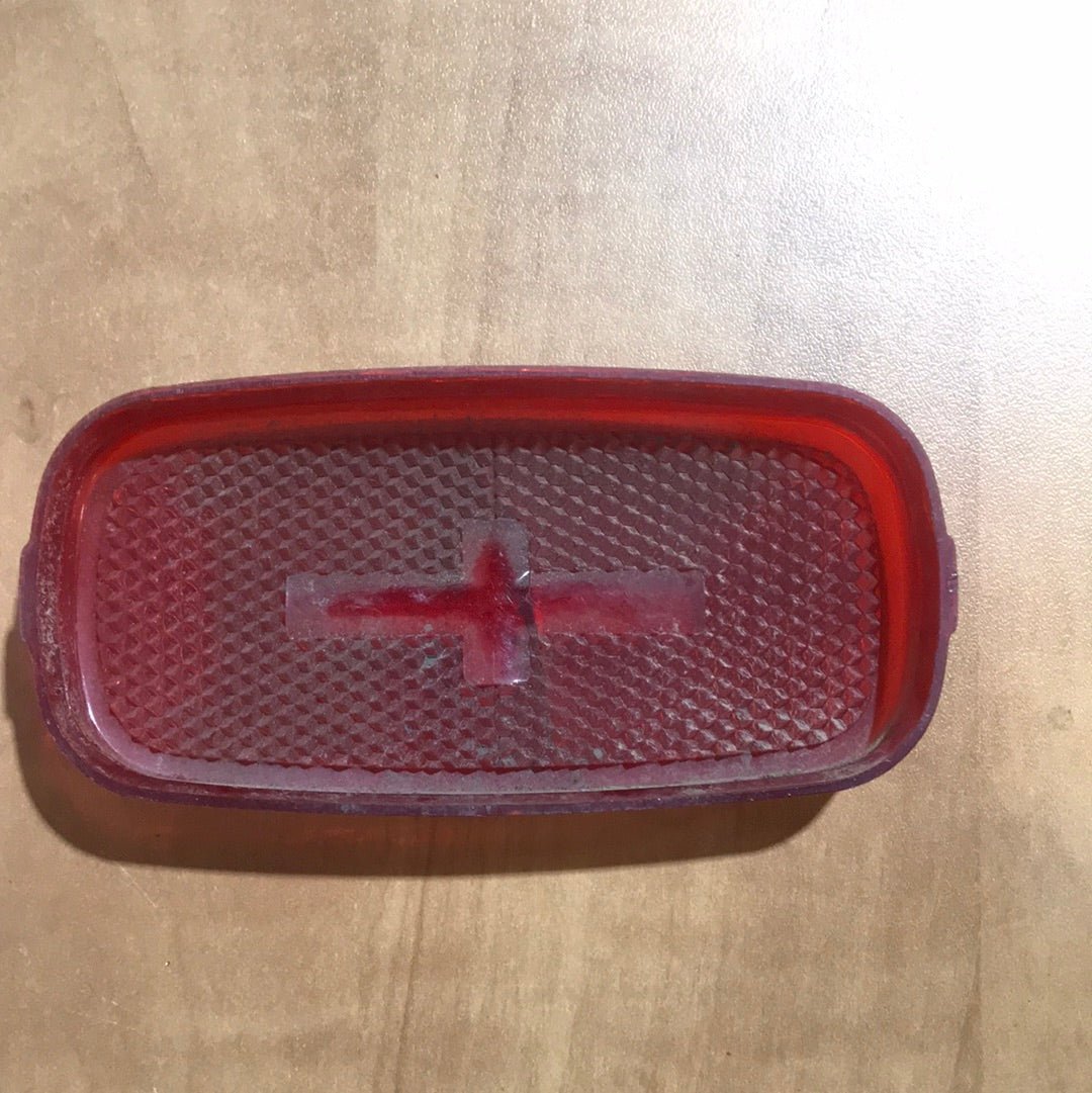 Used J - 626 - SAE AP2 02 07 DOT Replacement Lens for Marker Lights - Red - Young Farts RV Parts