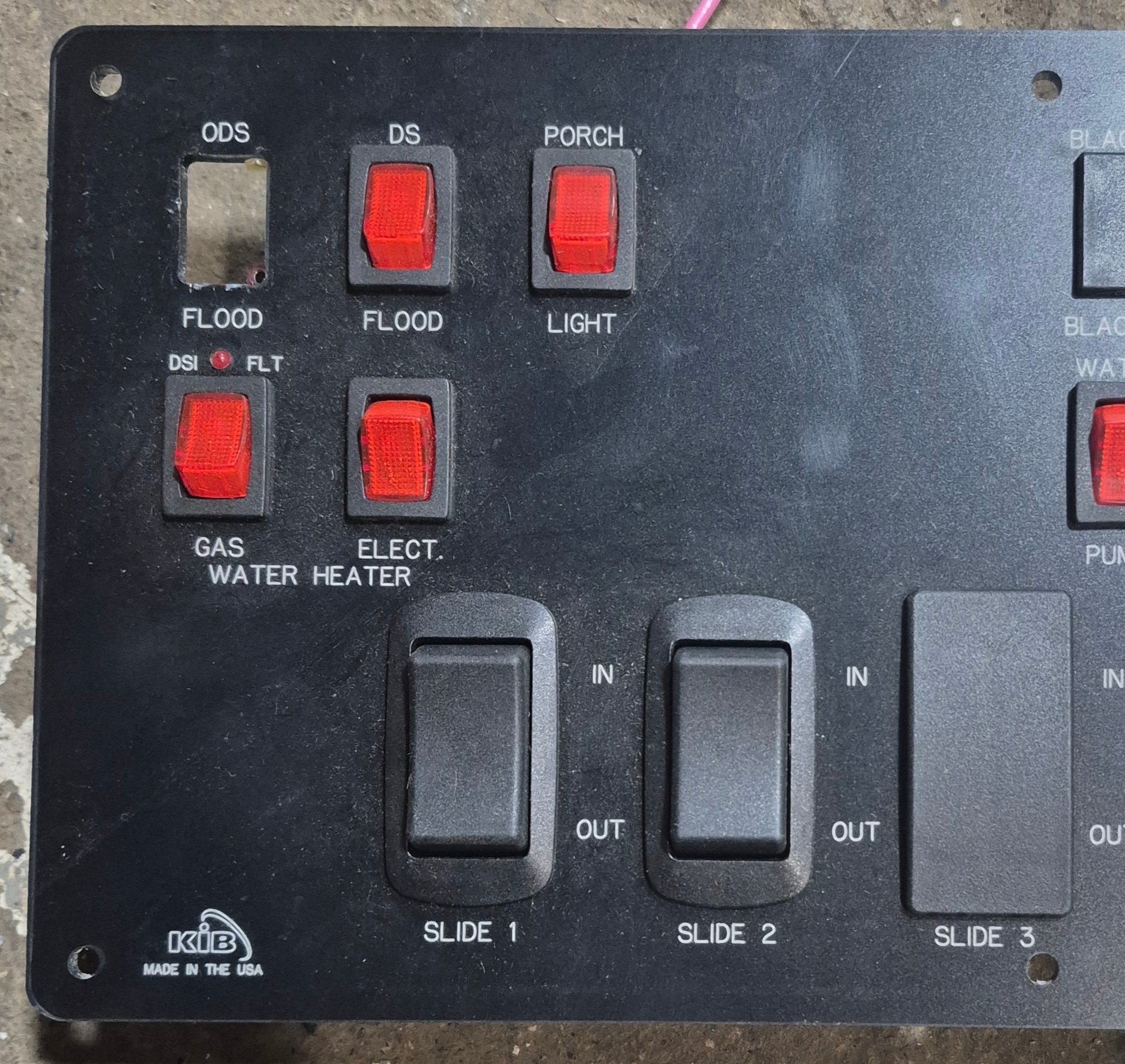 Used KIB Command Center - 0403212 - Young Farts RV Parts