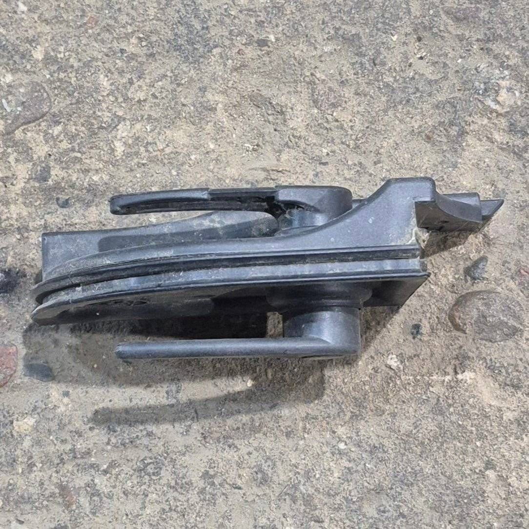 Used Lippert Screen Door Latch, Black - RP-1105 - Young Farts RV Parts