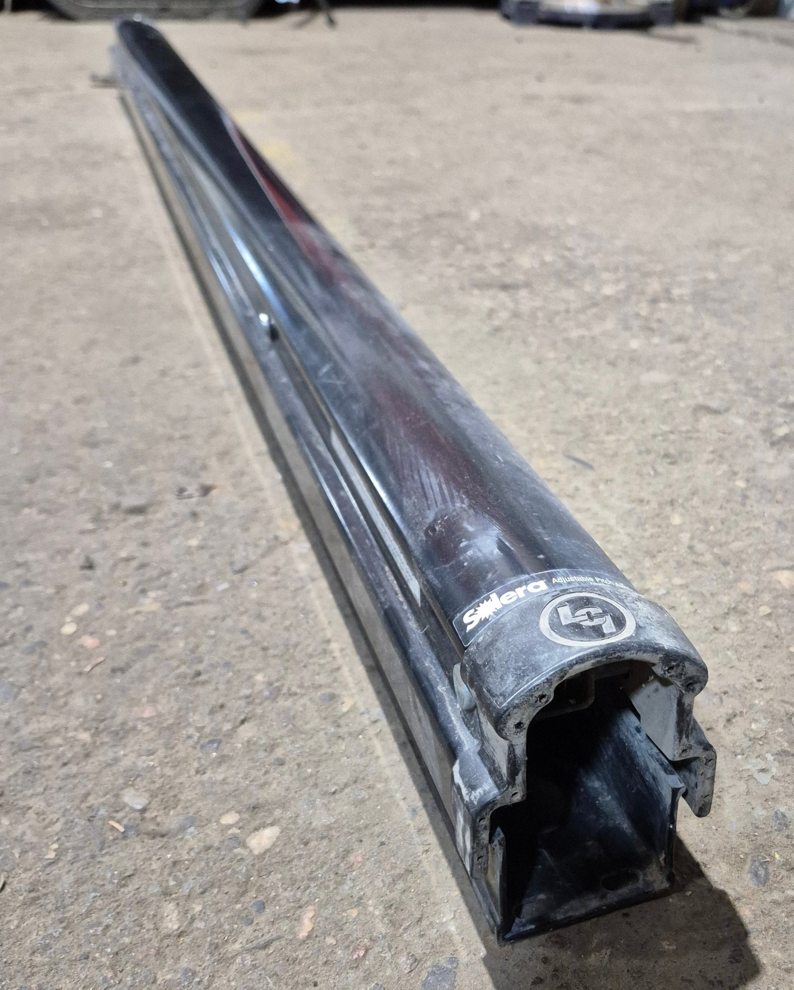 Used Lippert Solera 3000 Power Awning Arm, LH Idler (Non - Power Side) Tall, 64