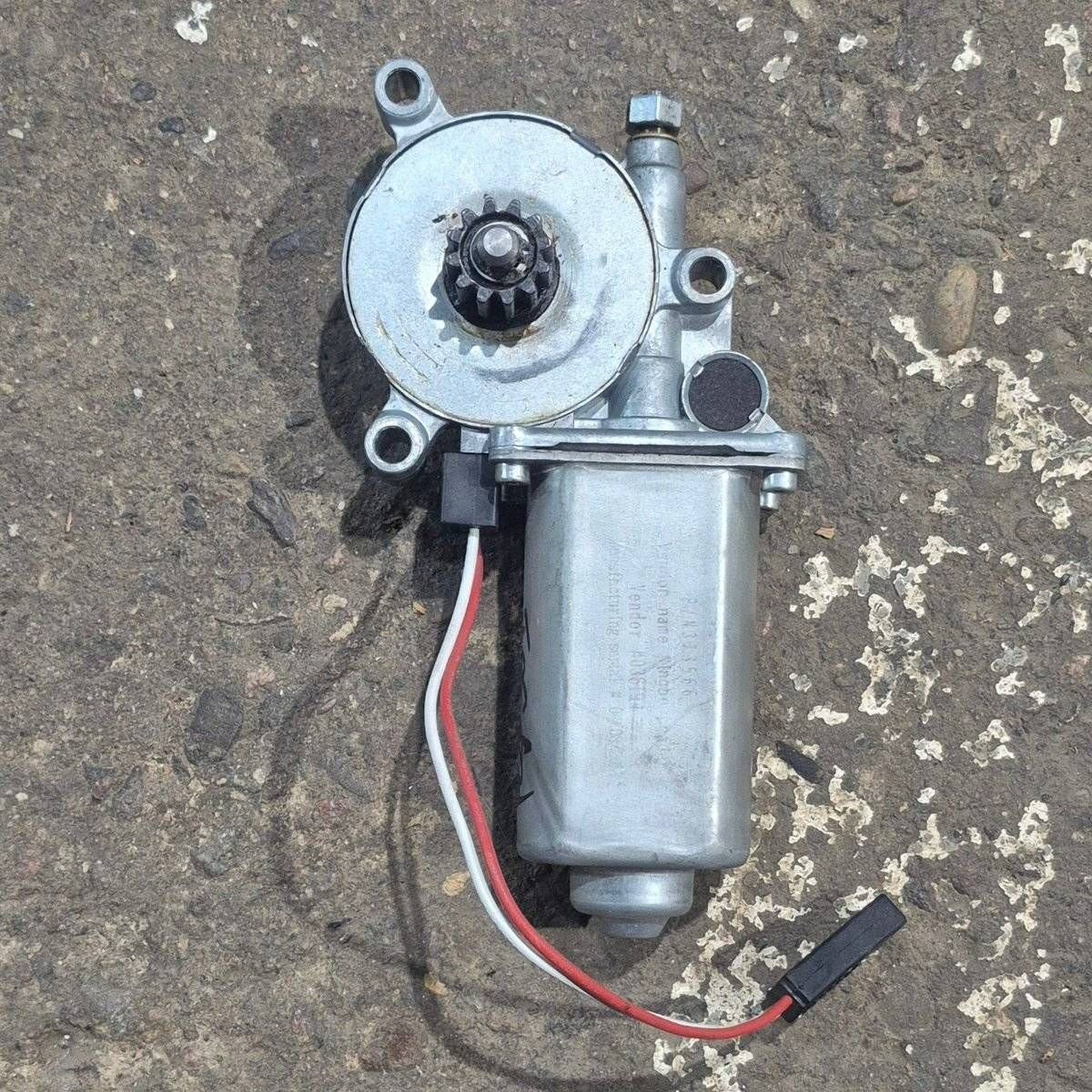 Used Lippert Solera Replacement Motor - 373566 - Young Farts RV Parts