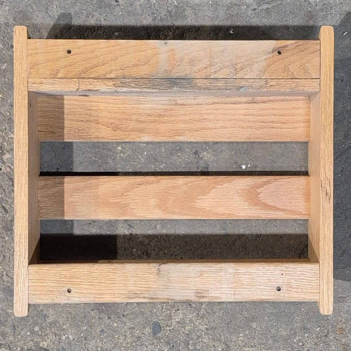 Used Magazine Rack - 12.25
