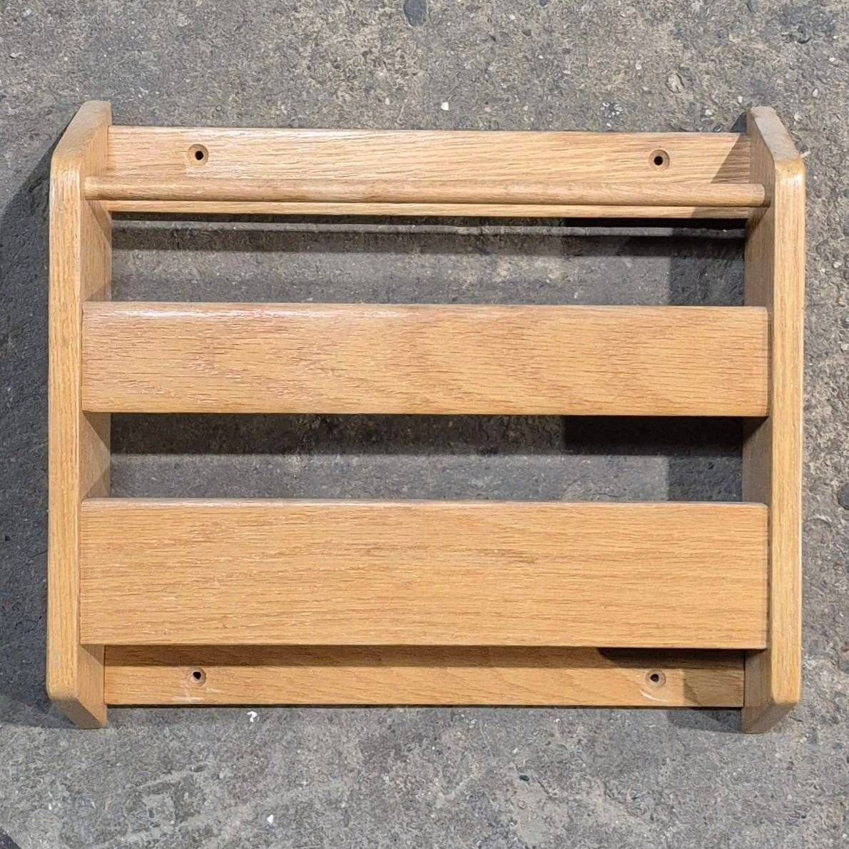 Used Magazine Rack - 12.25