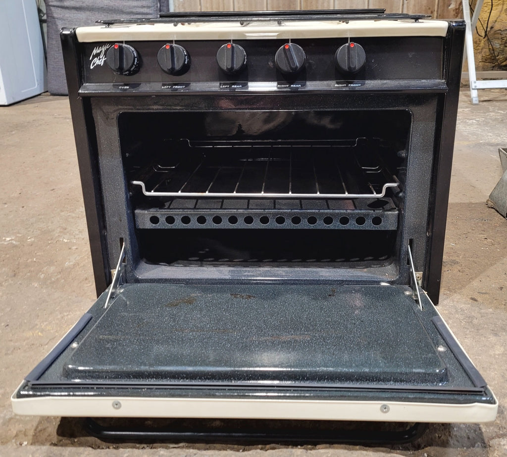 Used Magic Chef 16RA - 4 Range 4 Burner - Young Farts RV Parts