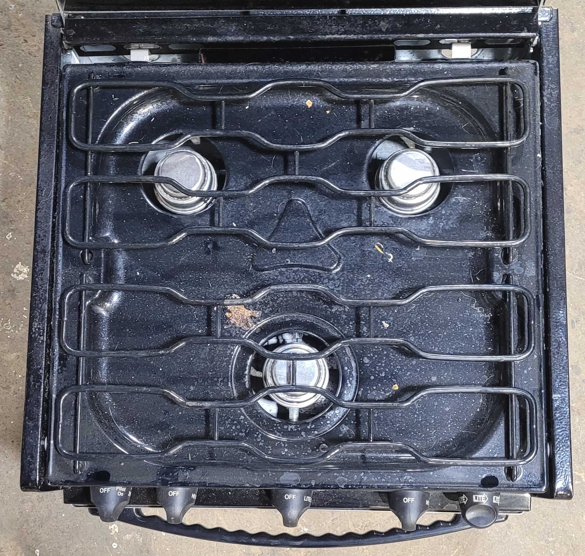 Used Magic Chef 3 Burner RV Range / Cooktop - Young Farts RV Parts