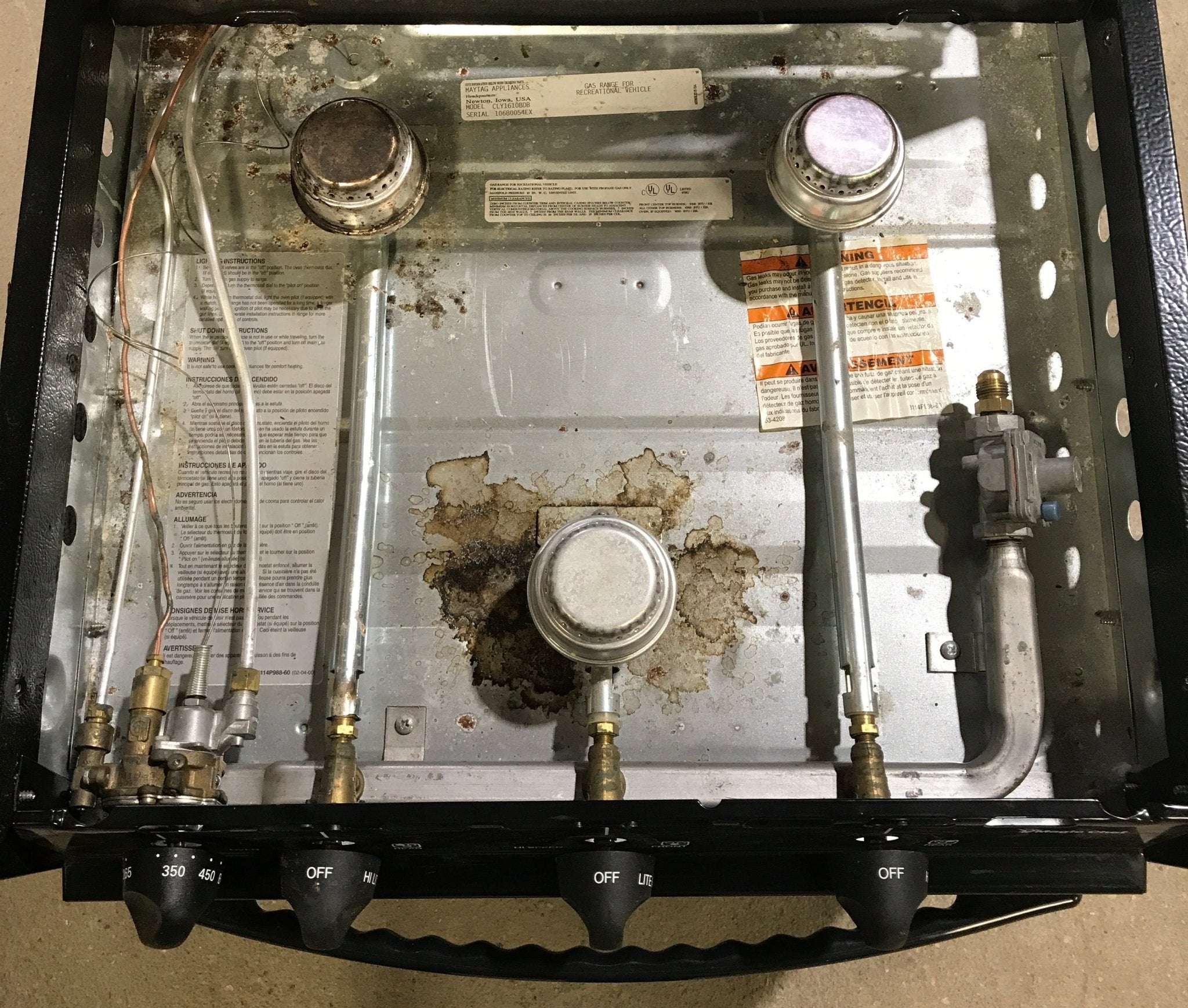 Used Magic Chef 3 Burner RV Range / Cooktop - CLY1610BDB - Young Farts RV Parts