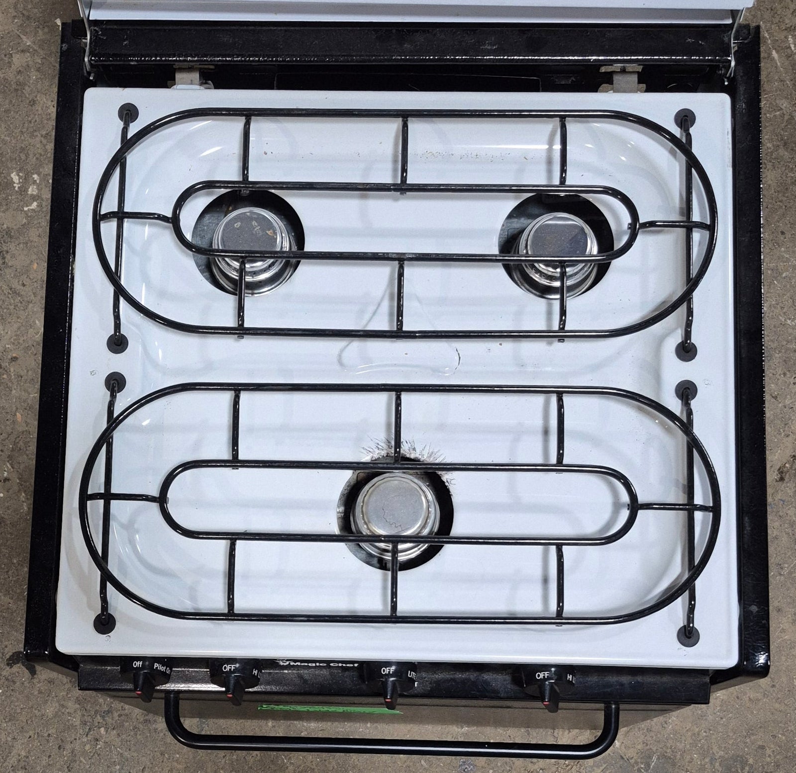 Used Magic Chef 3 Burner RV Range / Cooktop - CLY1631BDH - Young Farts RV Parts