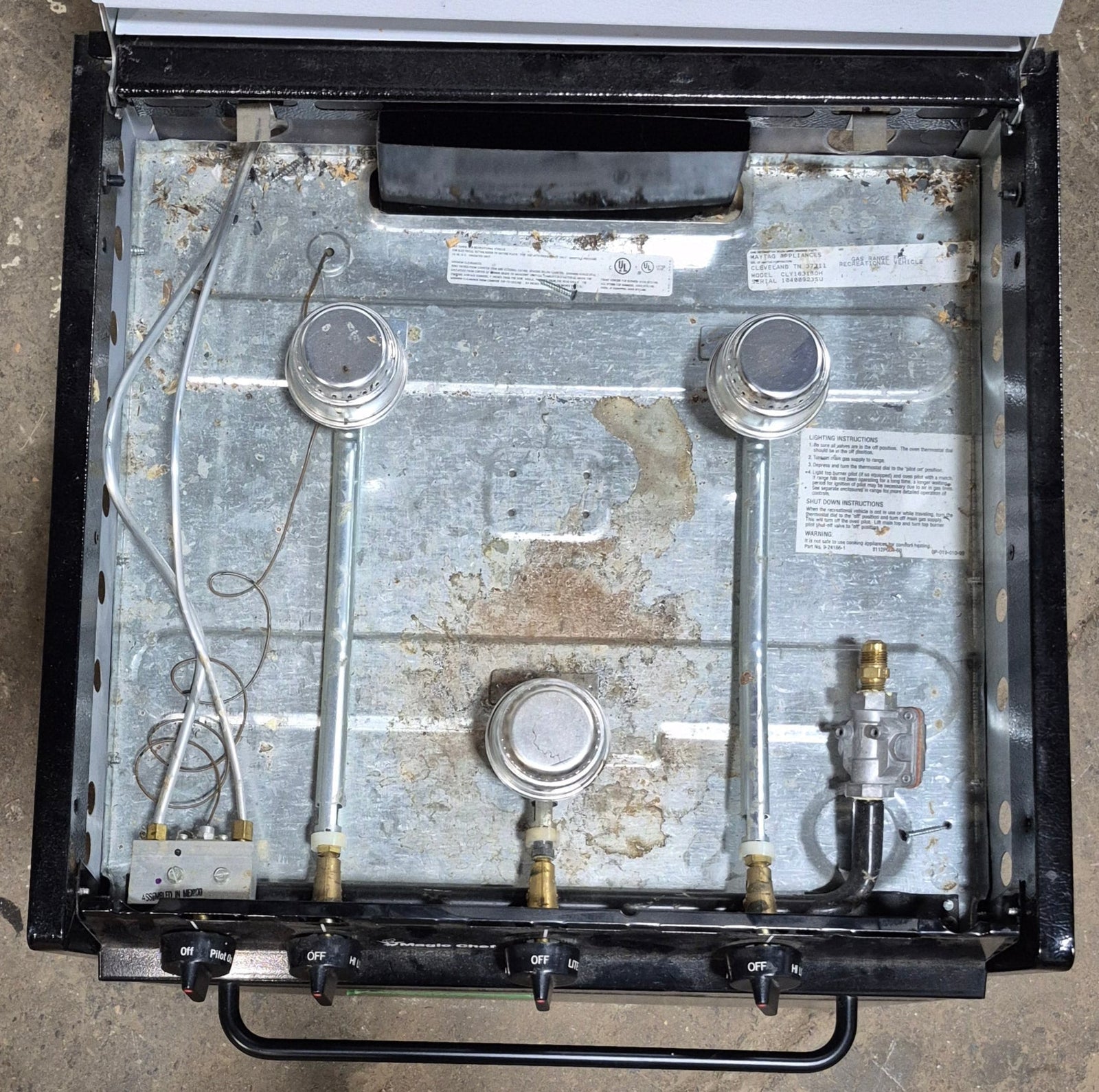 Used Magic Chef 3 Burner RV Range / Cooktop - CLY1631BDH - Young Farts RV Parts