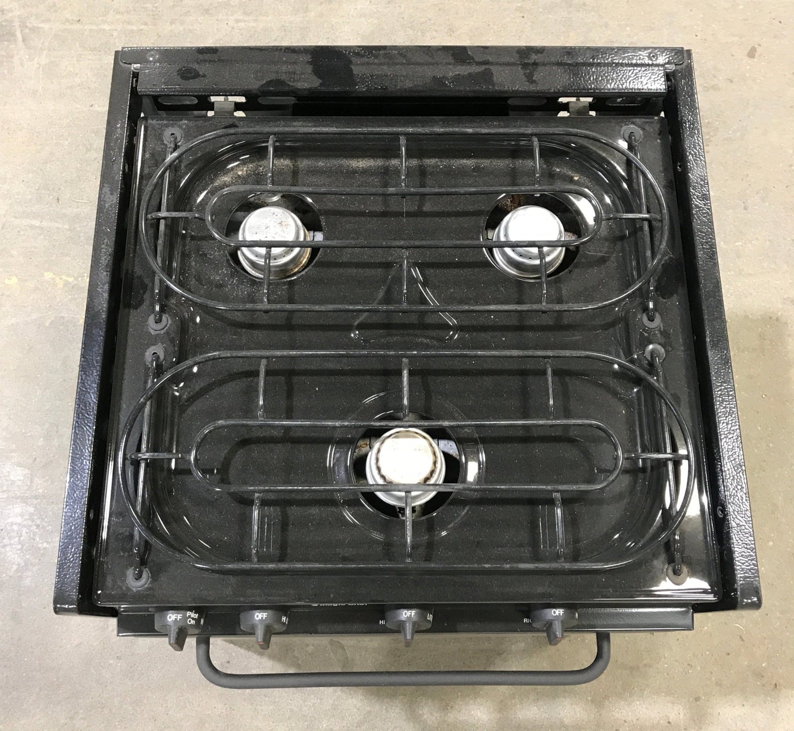Used Magic Chef 3 Burner RV Range / Cooktop - CLY2231BDB - Young Farts RV Parts