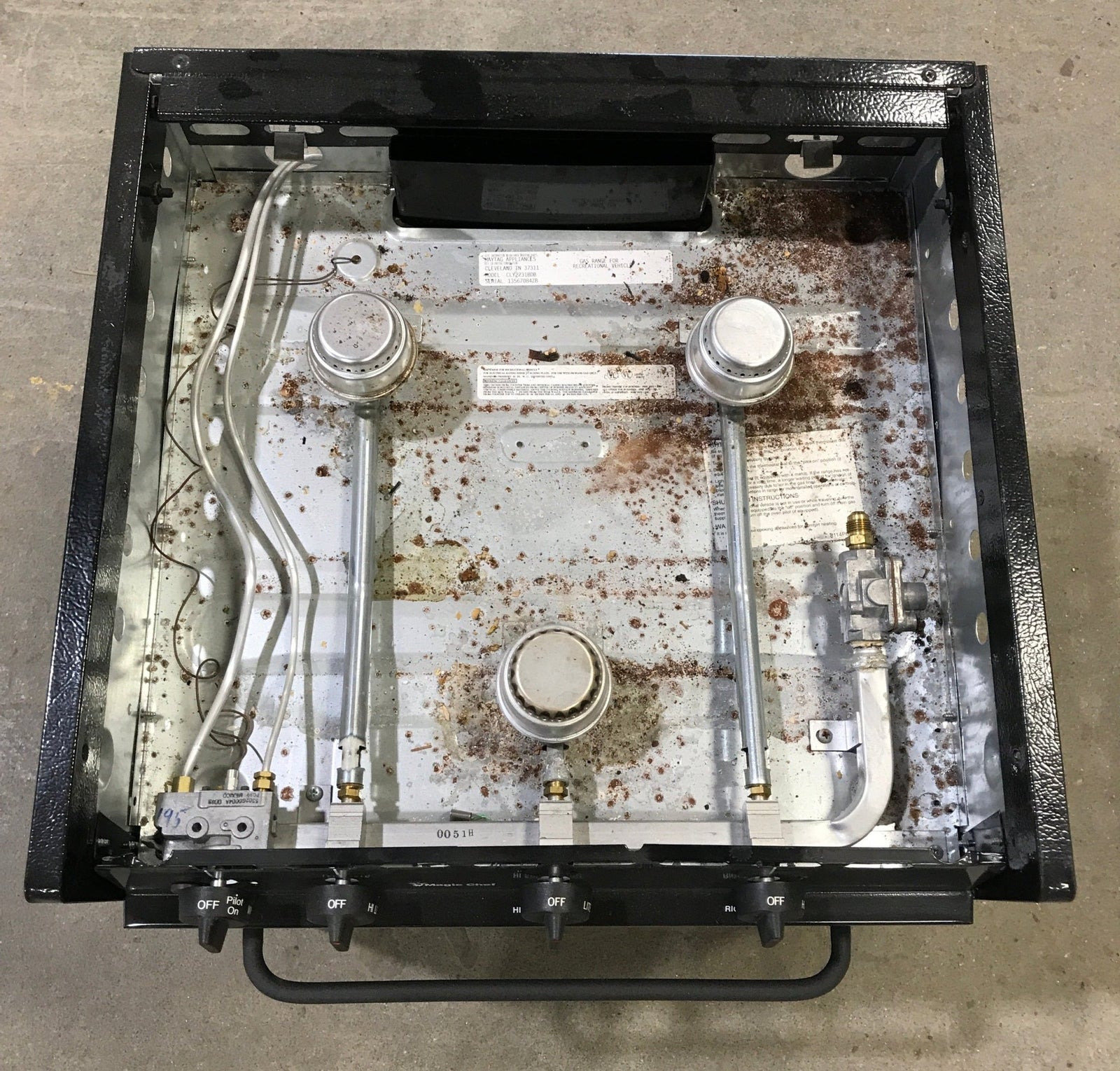 Used Magic Chef 3 Burner RV Range / Cooktop - CLY2231BDB - Young Farts RV Parts