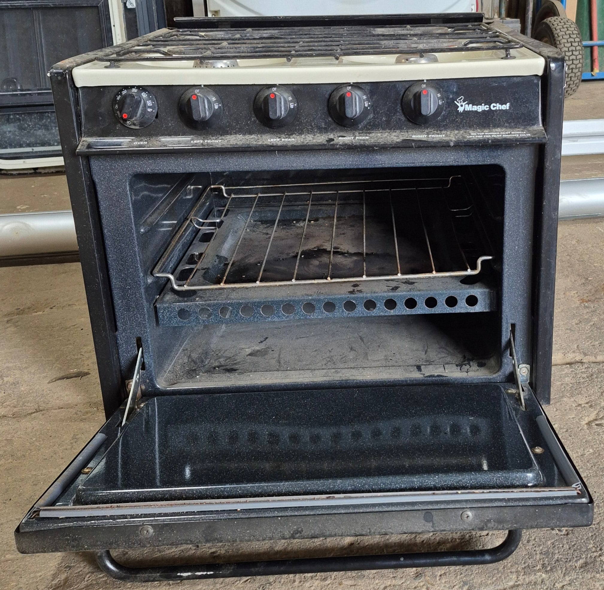 Used Magic Chef 4 Burner RV Range / Cooktop - Young Farts RV Parts