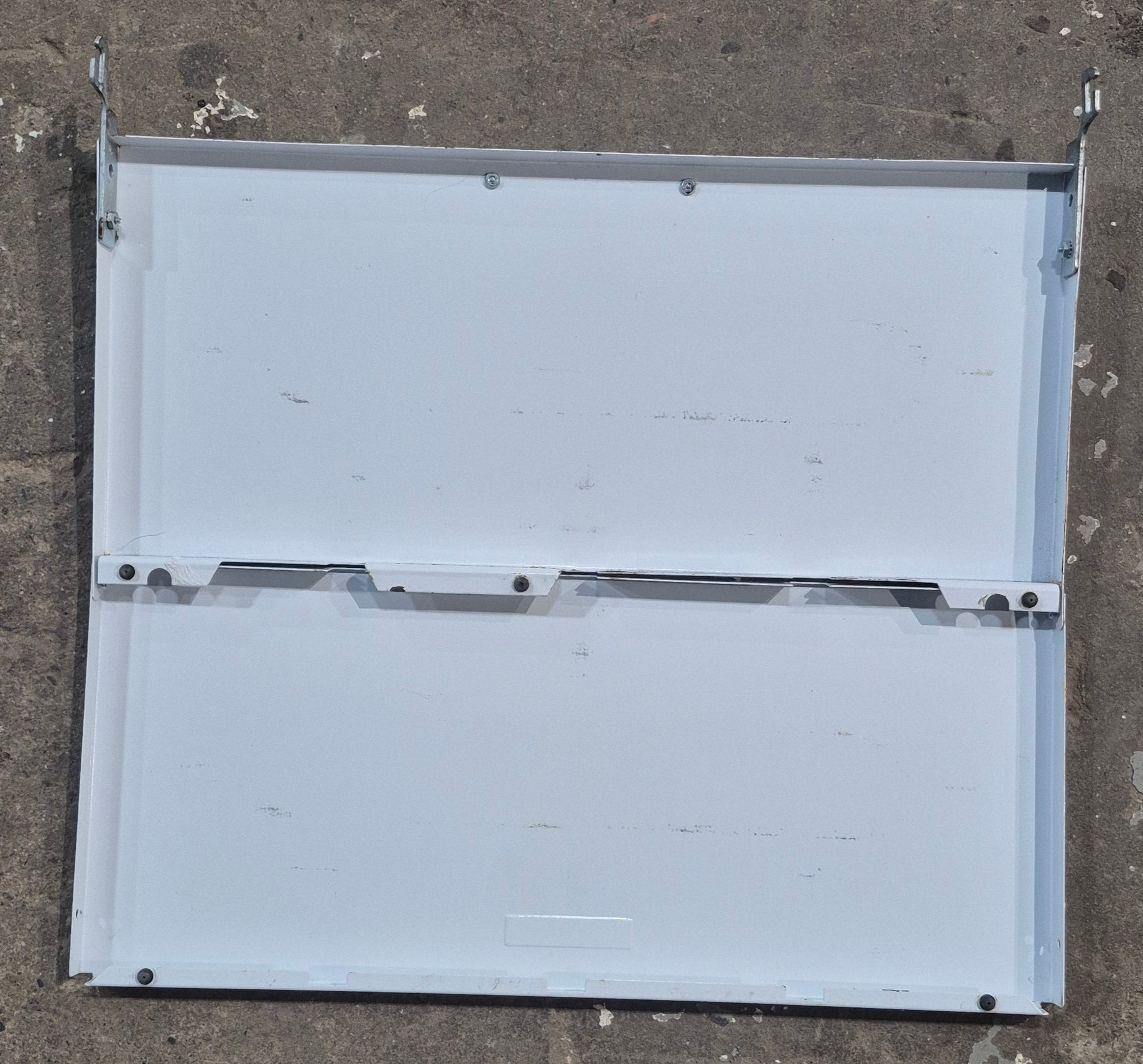 Used Magic Chef Bi - Fold Cover for CLY1611BDH - Young Farts RV Parts