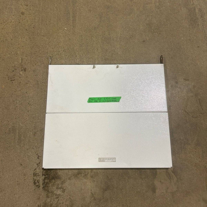 Used MAGIC Chef Bi-Fold Cover White for CLY2232BDH - Young Farts RV Parts