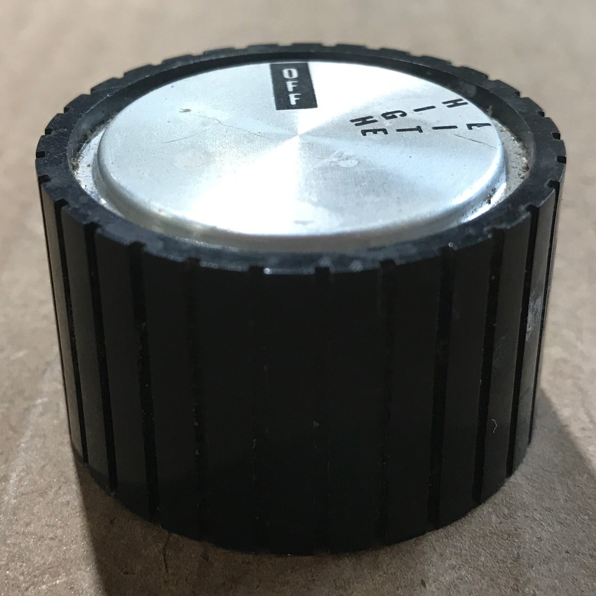 Used Magic Chef Burner Knob - 7733P01860 - Young Farts RV Parts