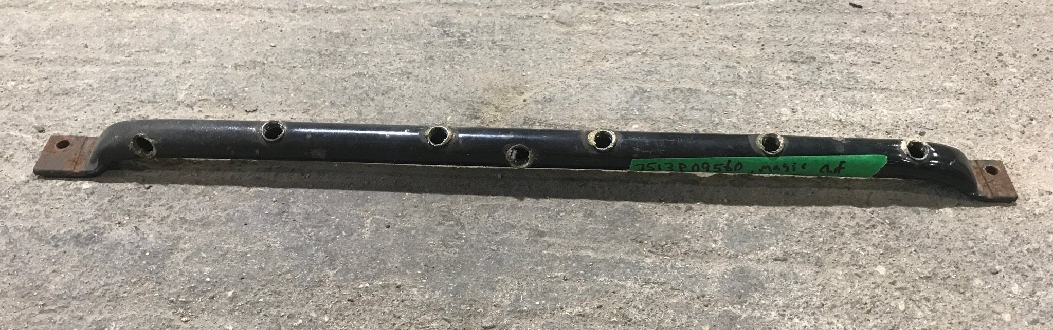 Used Magic Chef Oven Manifold Pipe 7513P09560 - Young Farts RV Parts