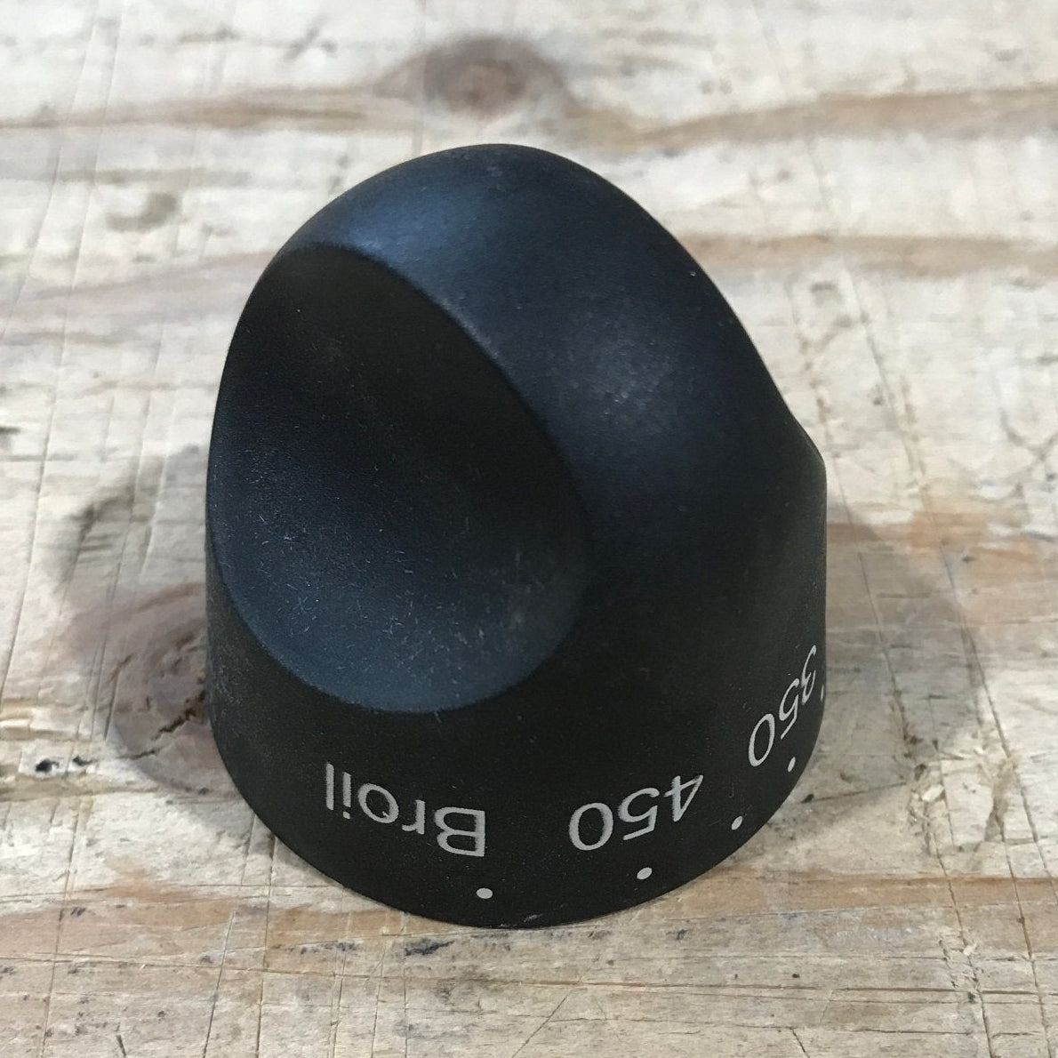 Used Magic Chef Oven Thermostat Knob 74004645 - Young Farts RV Parts