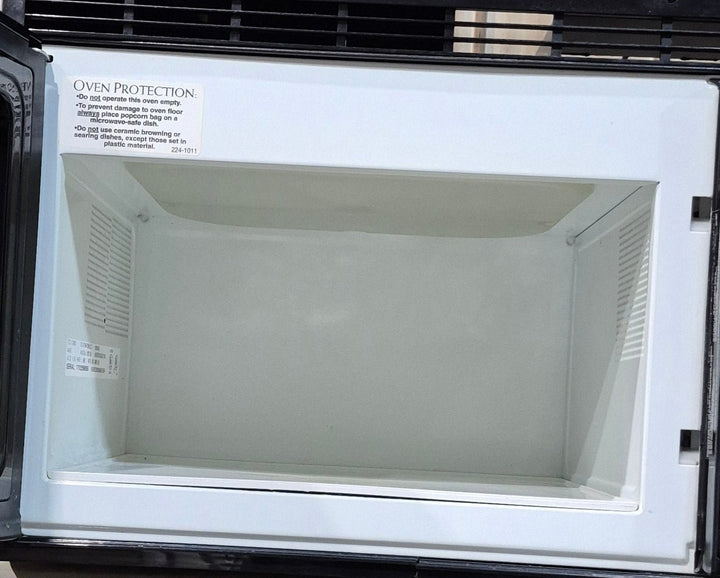 Used Magic Chef RV Microwave - 21 5/8" W x 14" H x 12 1/2" D - Young Farts RV Parts