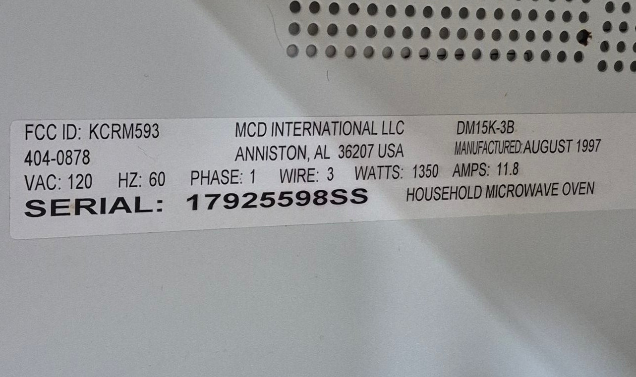 Used Magic Chef RV Microwave - 21 5/8" W x 14" H x 12 1/2" D - Young Farts RV Parts