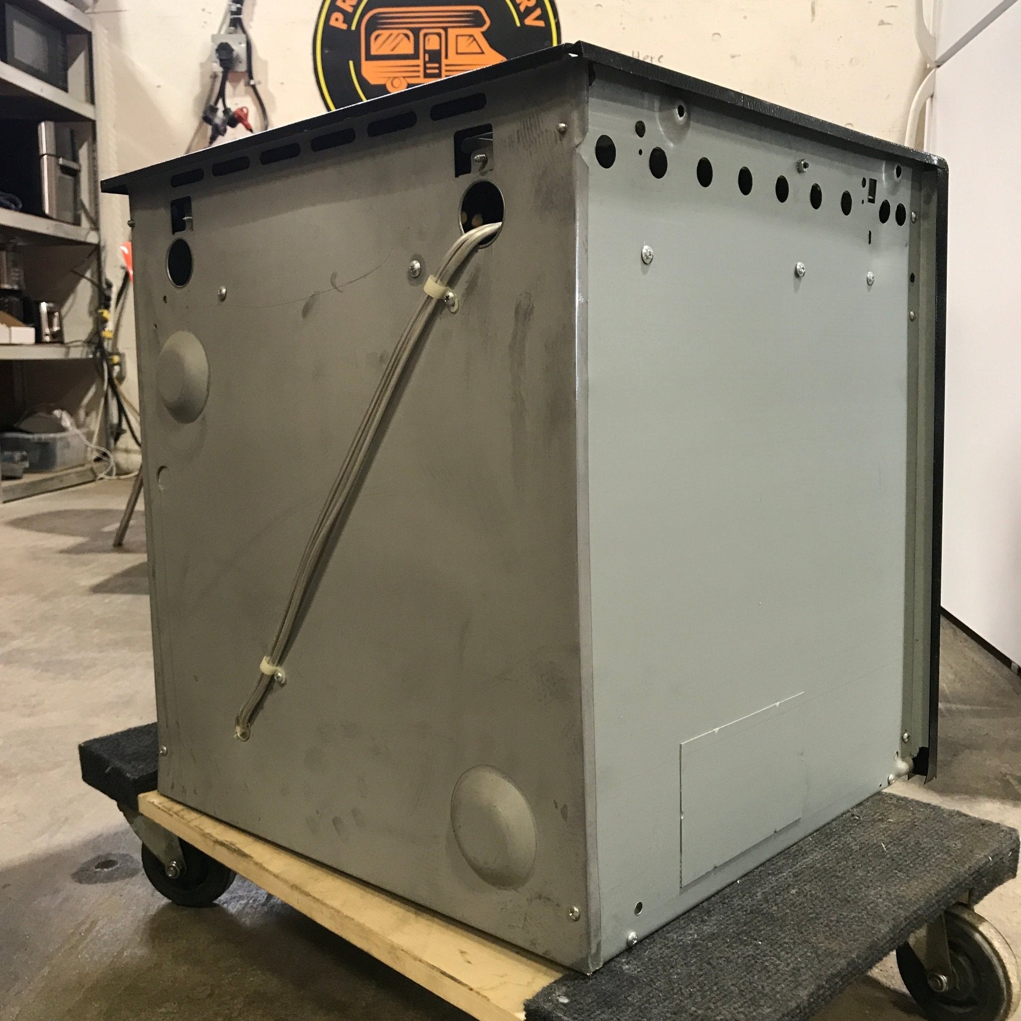 Used Magic Chef RV Range, 3 Burner - 22TW - 3BZ - Young Farts RV Parts