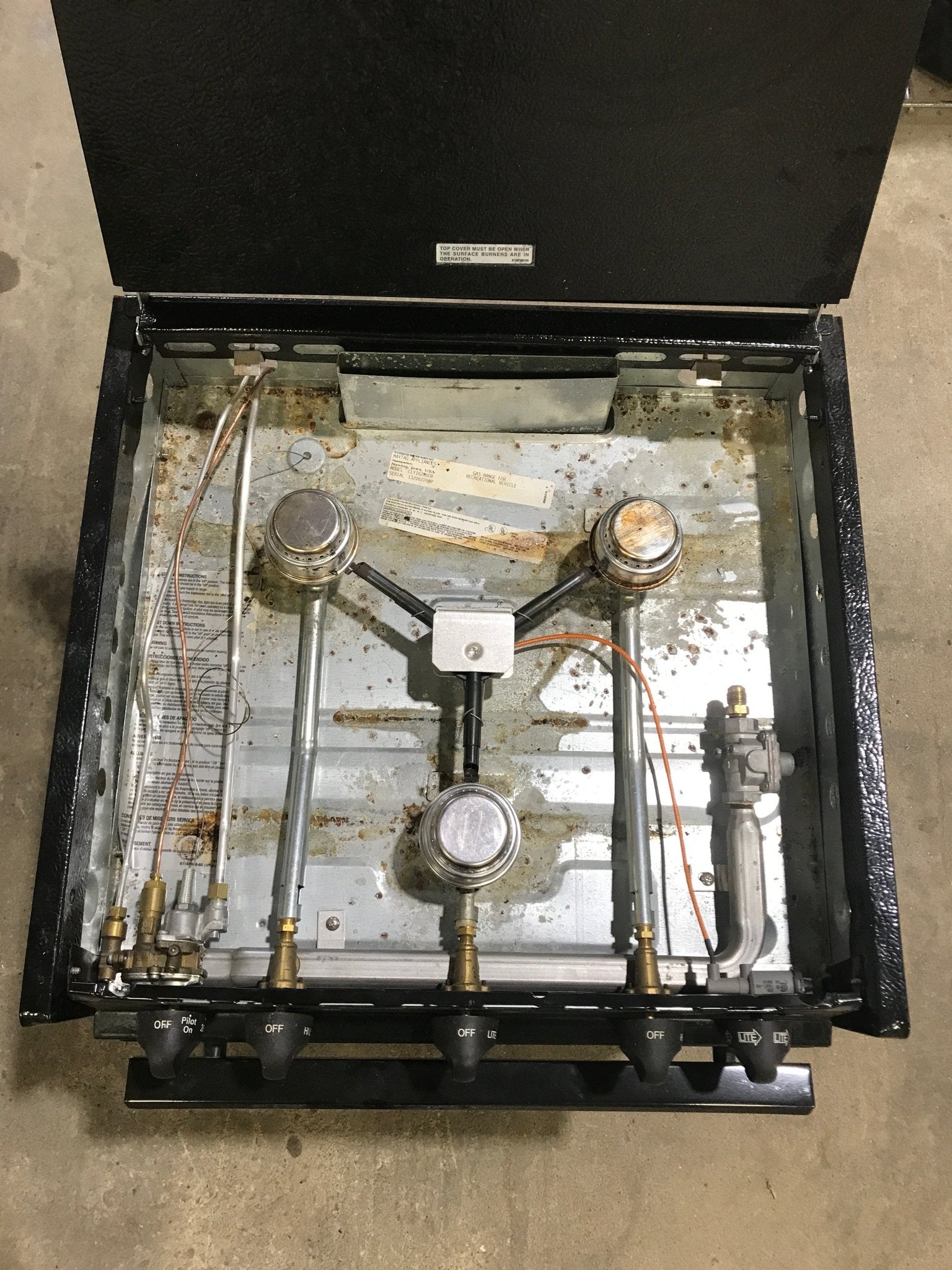 Used Magic Chef RV Range, 3 Burner - CLY1620BDB - Young Farts RV Parts