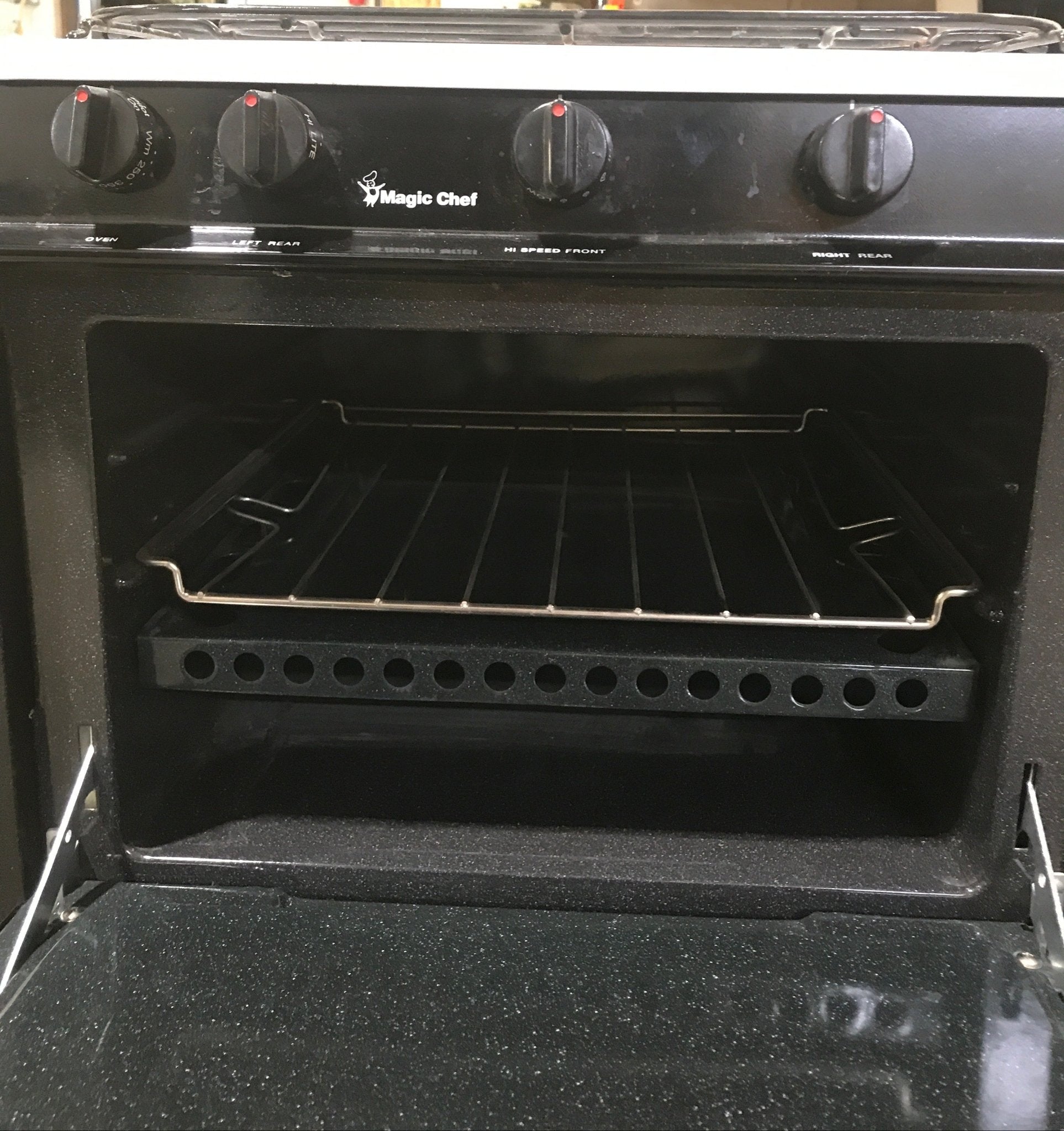 Used Magic Chef RV Range / Cooktop, 3 Burner - CLY1631BDH - Young Farts RV Parts