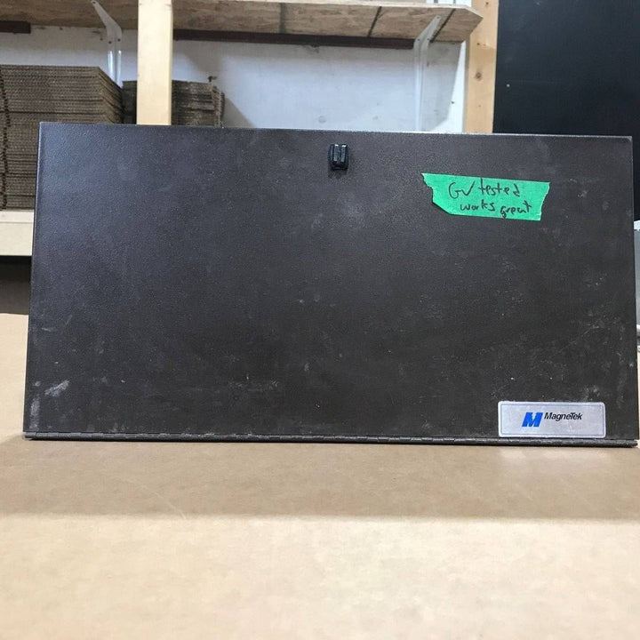 Used Magnetek Distribution Panel, 20 AMP - Model 80 - Young Farts RV Parts