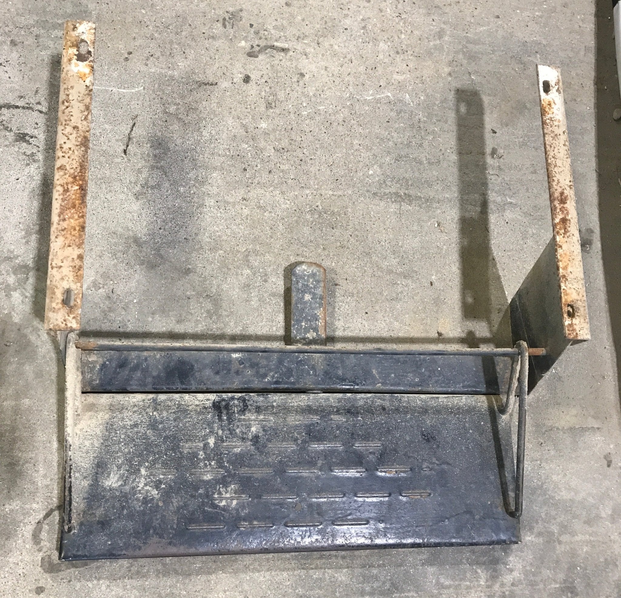 Used Manual Single Fold Step - Young Farts RV Parts