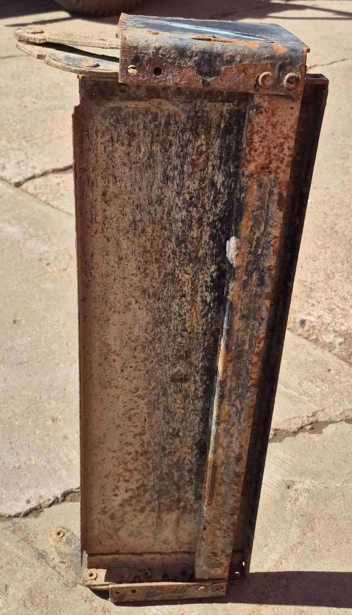 Used Manual Single Fold Step - Young Farts RV Parts