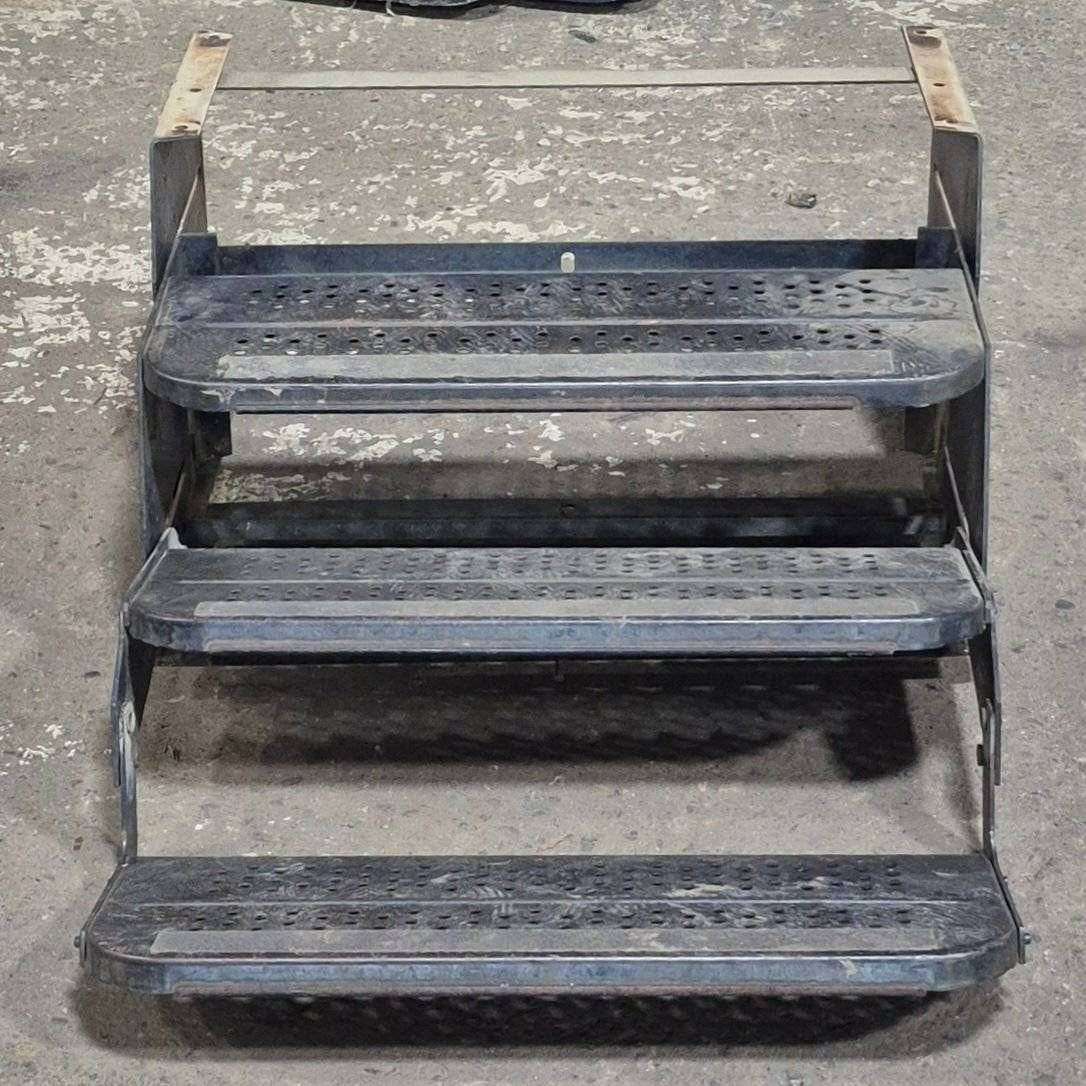 Used Manual Triple Fold Step - Young Farts RV Parts