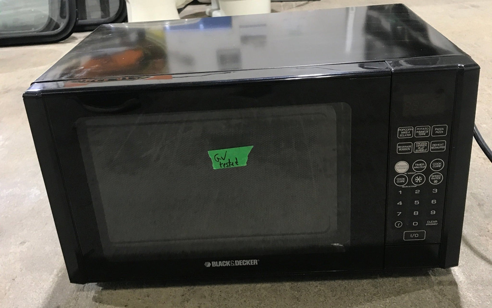 Used Microwave BLACK & DECKER 19