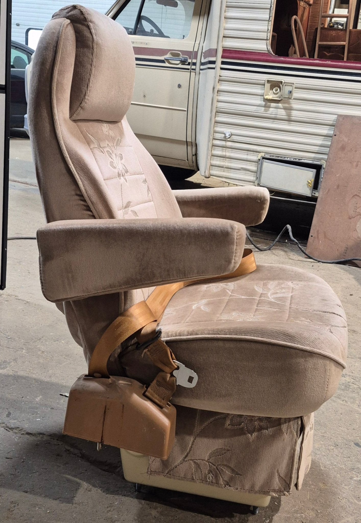 Used Motorhome Captain Chair - Passenger Side - Young Farts RV Parts