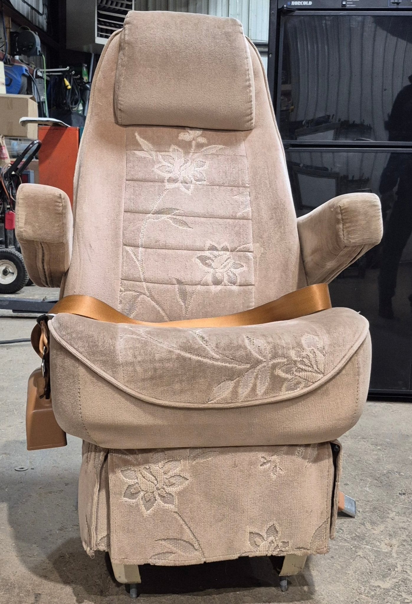 Used Motorhome Captain Chair - Passenger Side - Young Farts RV Parts