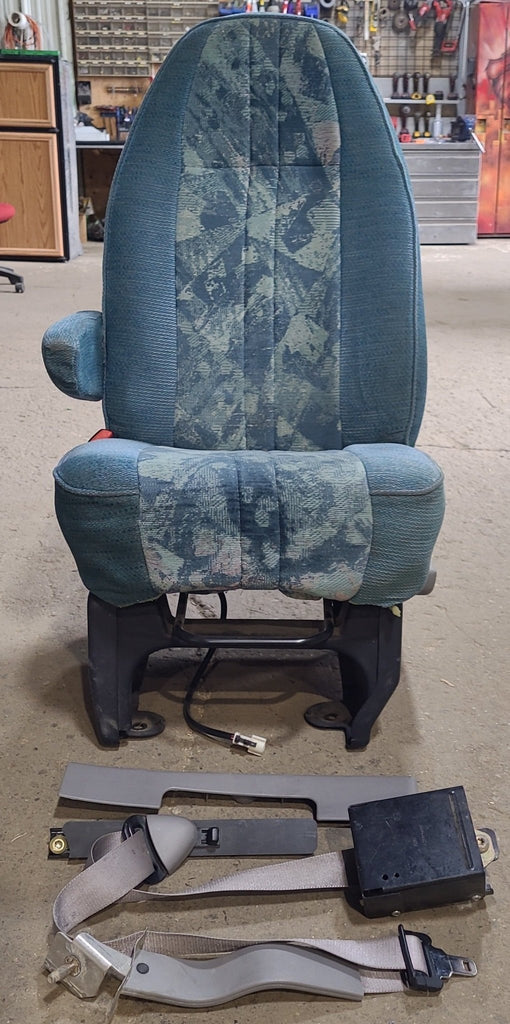 Used Motorhome Captain Chair Set - Young Farts RV Parts