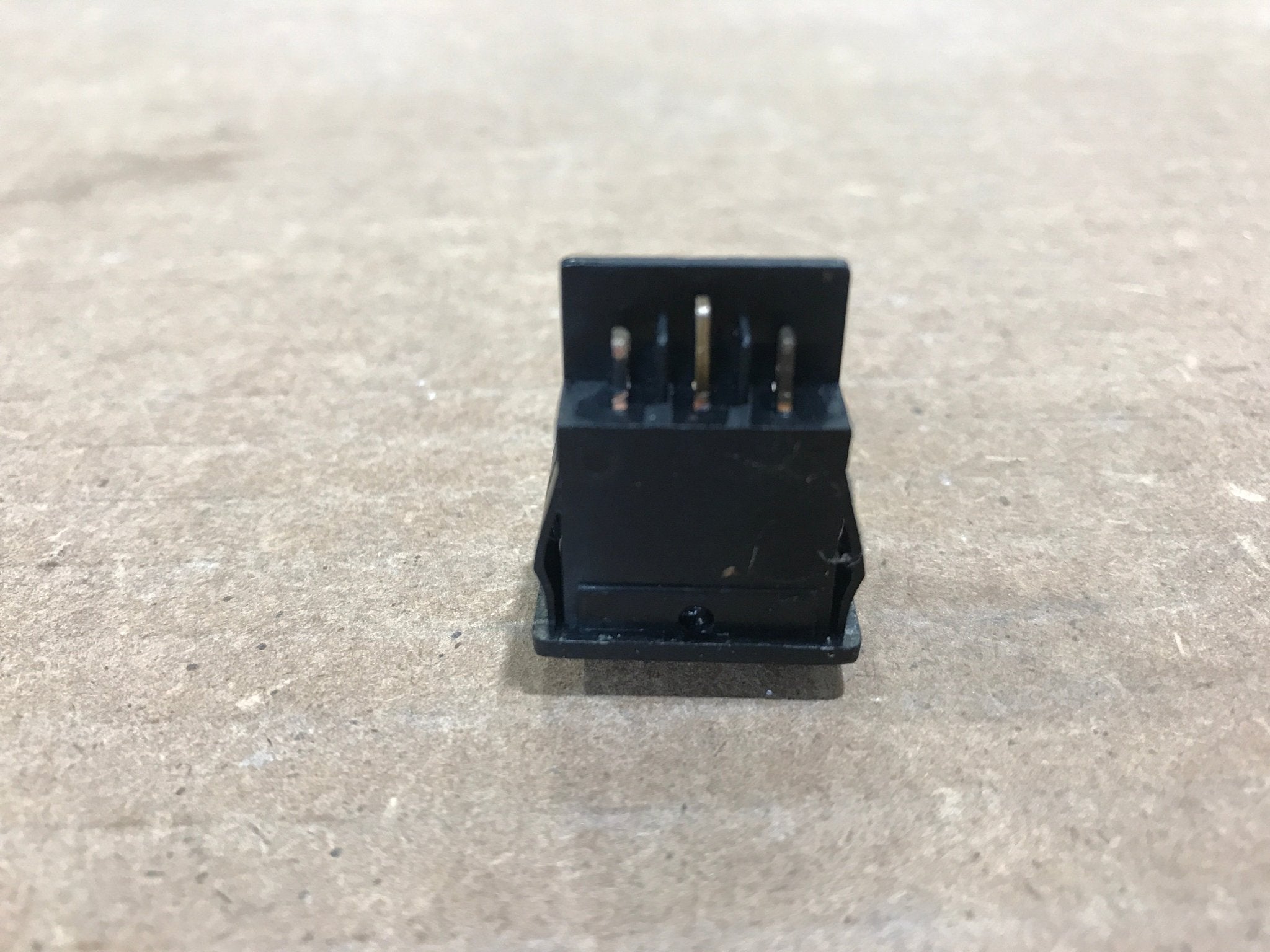 Used Norcold Interior Rocker Switch, 3 Position - 61525922 - Young Farts RV Parts