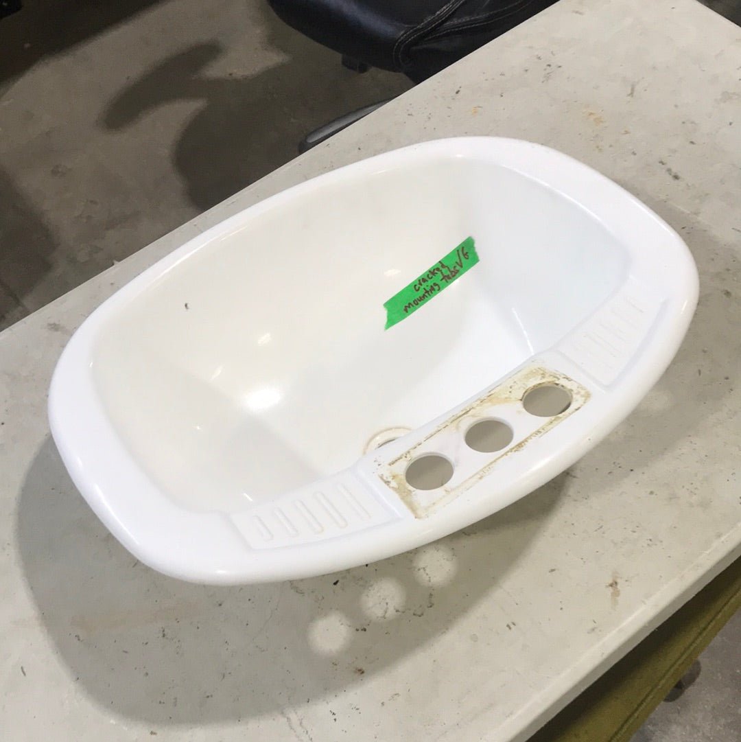 Used Off White Bathroom Sink 20