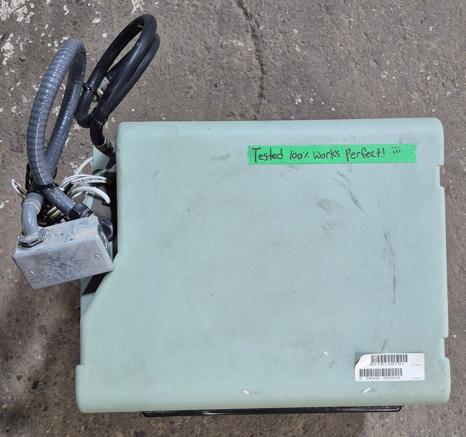 Used Onan 2500 Camp Power Onboard Generator - 2.5KVD - 2089B - Young Farts RV Parts