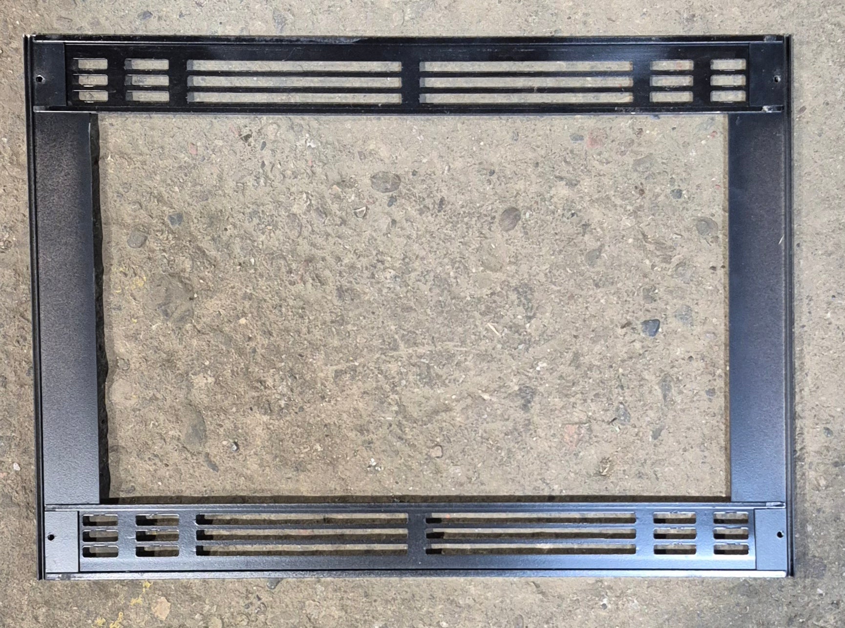 Used PANASONIC RV Microwave 18" W x 11 3/4" H x 11 1/2" D - Young Farts RV Parts