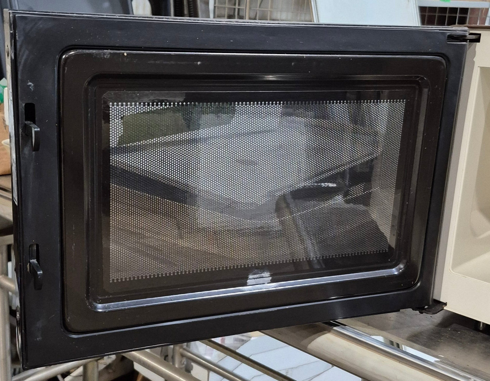 Used PANASONIC RV Microwave 20 1/8
